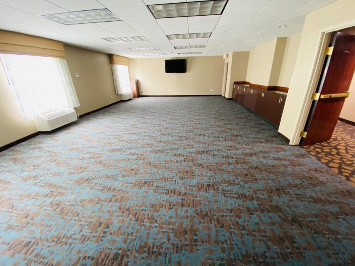 Sleep Inn & Suites Jacksonville Near Camp Lejeune Екстер'єр фото