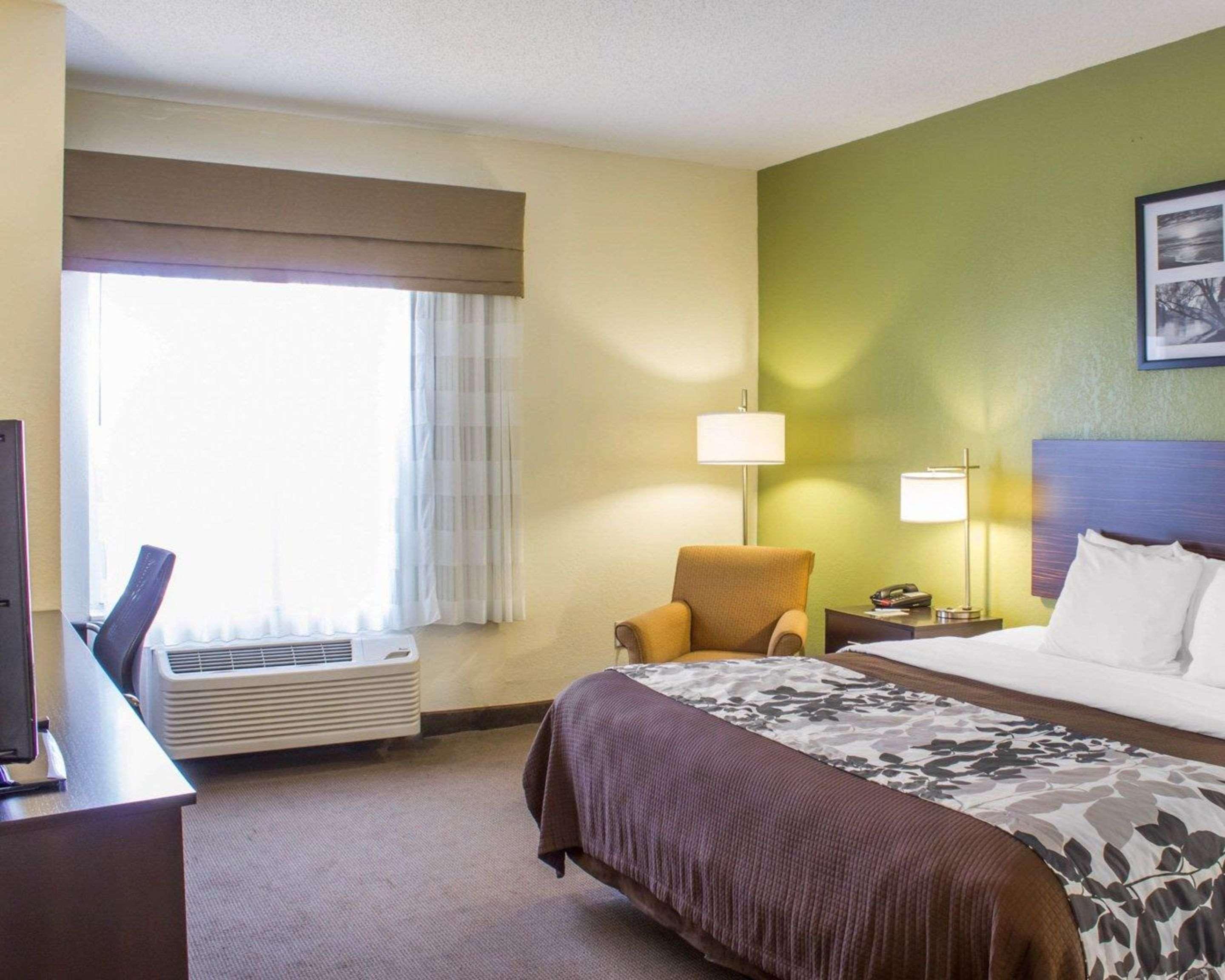 Sleep Inn & Suites Jacksonville Near Camp Lejeune Екстер'єр фото