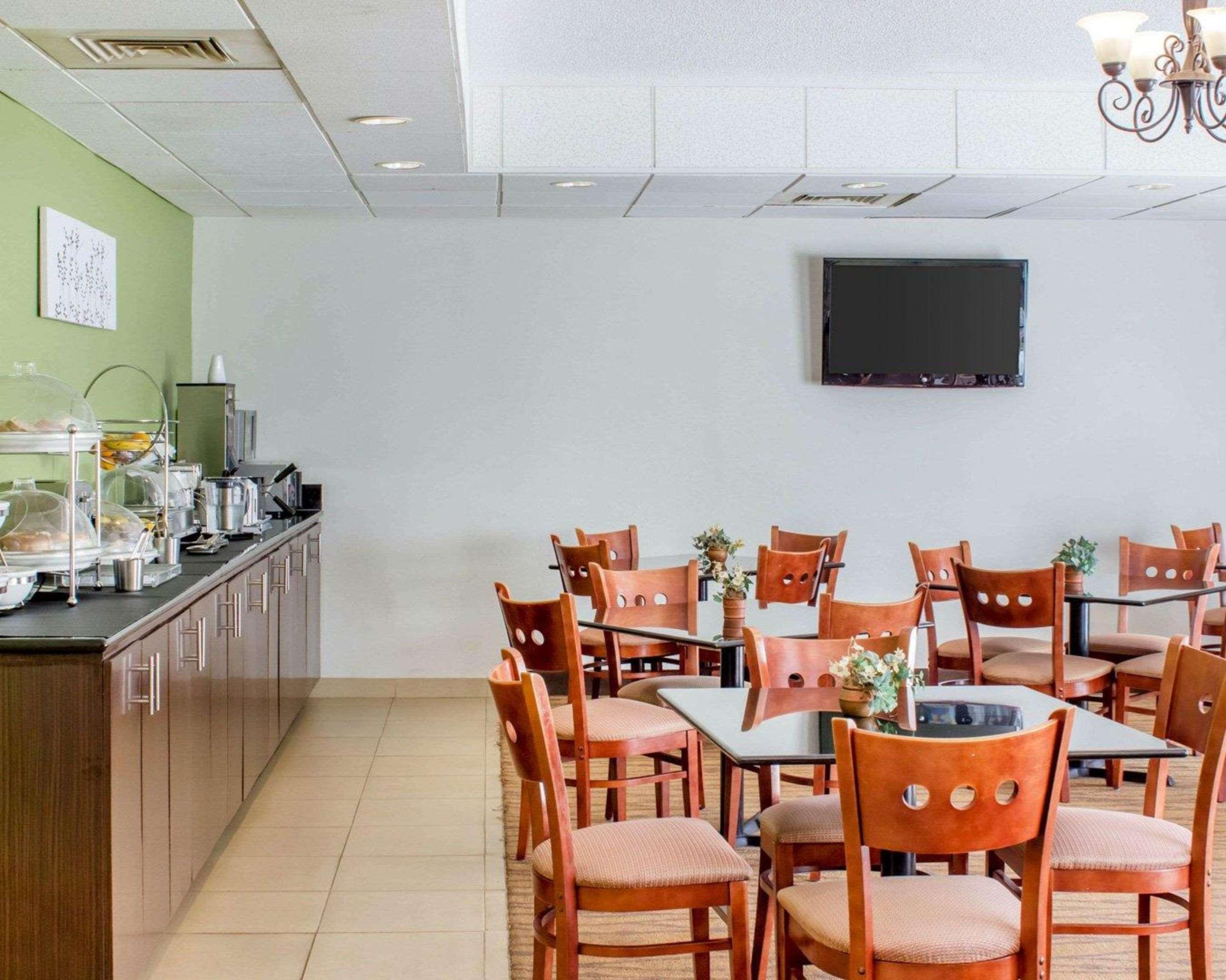 Sleep Inn & Suites Jacksonville Near Camp Lejeune Екстер'єр фото