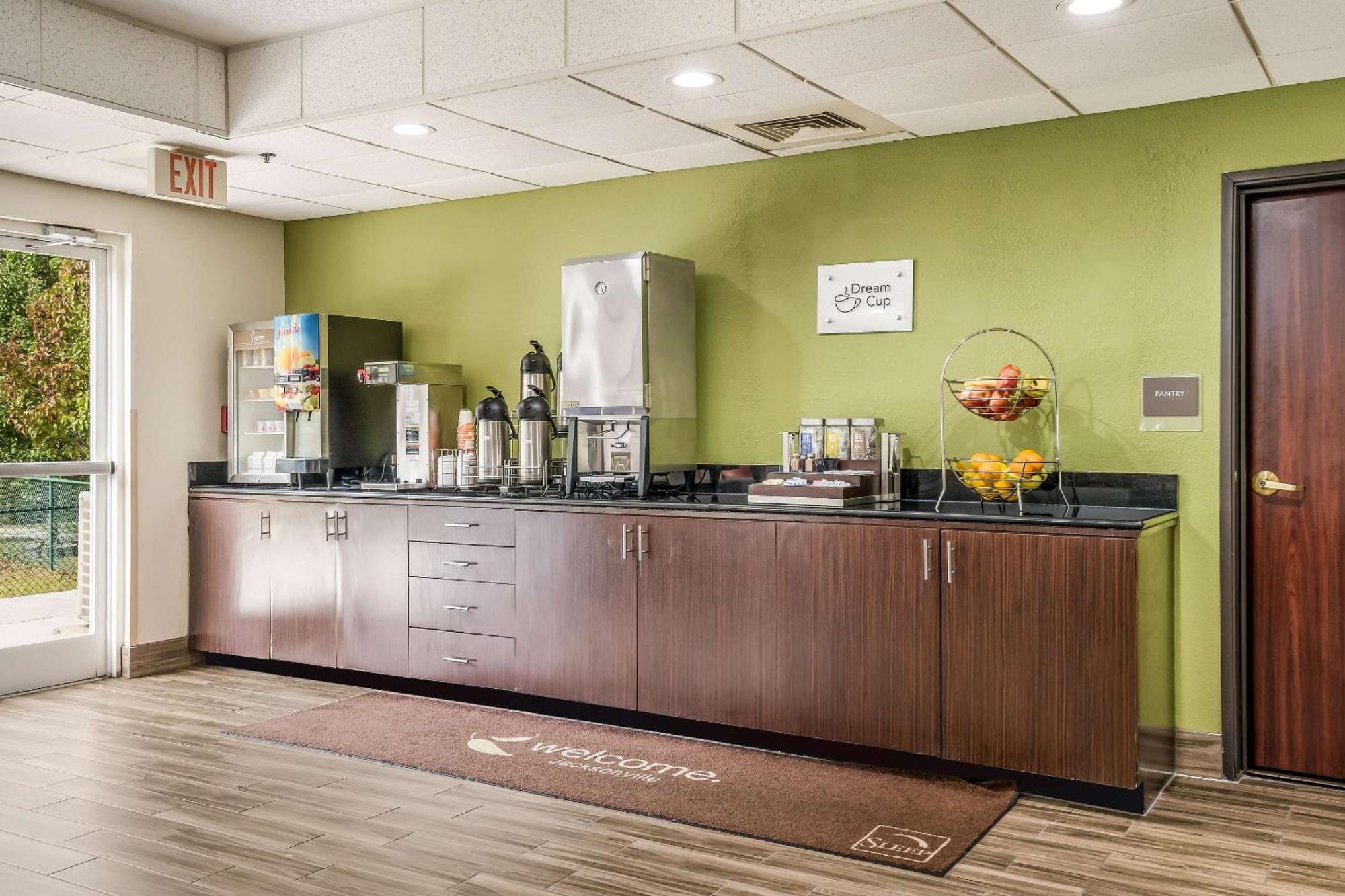 Sleep Inn & Suites Jacksonville Near Camp Lejeune Екстер'єр фото